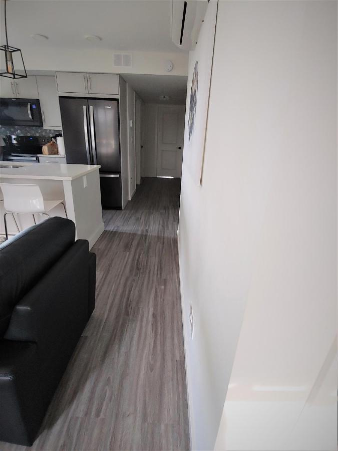 Serene 2 Bedroom Condo With Balcony And Lakeview Γουίνιπεγκ Εξωτερικό φωτογραφία