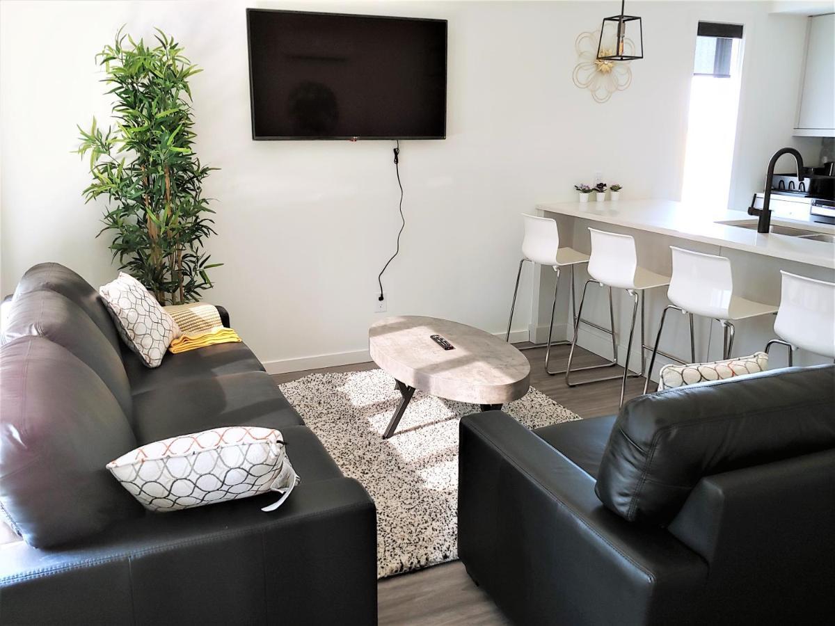 Serene 2 Bedroom Condo With Balcony And Lakeview Γουίνιπεγκ Εξωτερικό φωτογραφία