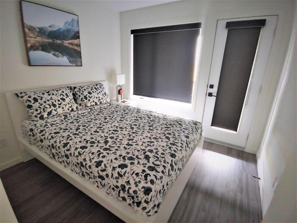 Serene 2 Bedroom Condo With Balcony And Lakeview Γουίνιπεγκ Εξωτερικό φωτογραφία